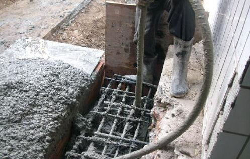 青岛市建筑加固公司提前准备的地基基础加固照片